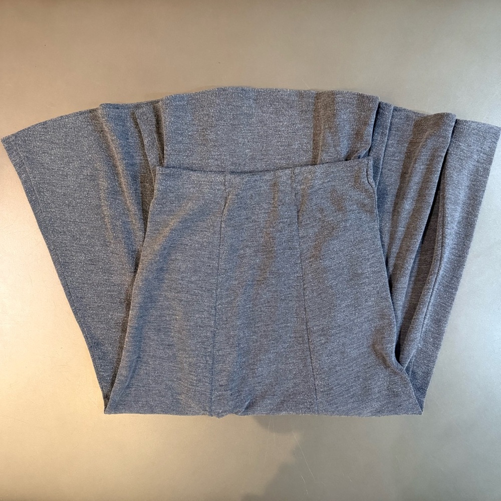 3/$10 πποΈ Aphrodite Gray Skirt